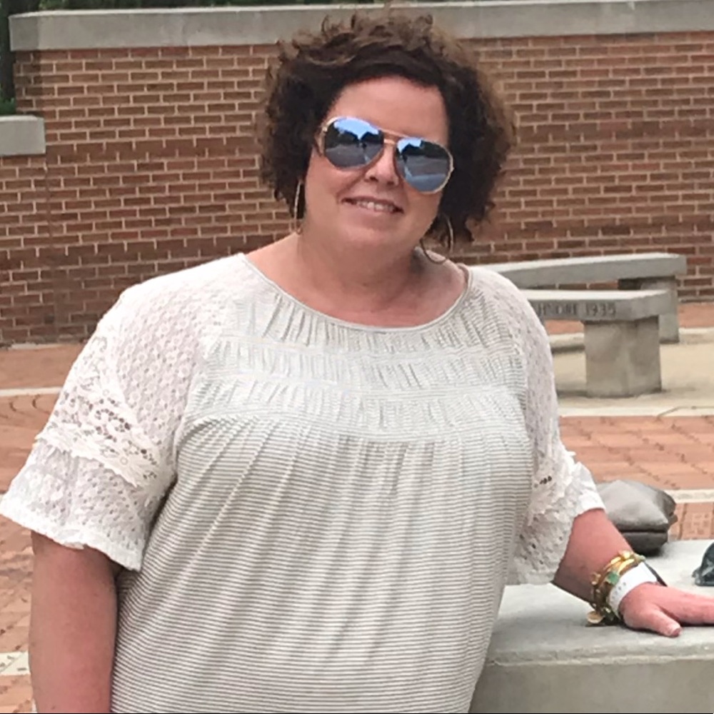 Meet your Posher, Kelly